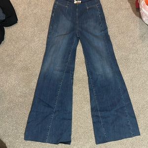 We The Free Sz 27 denim flare/wide leg. Inseam 32”. Never worn